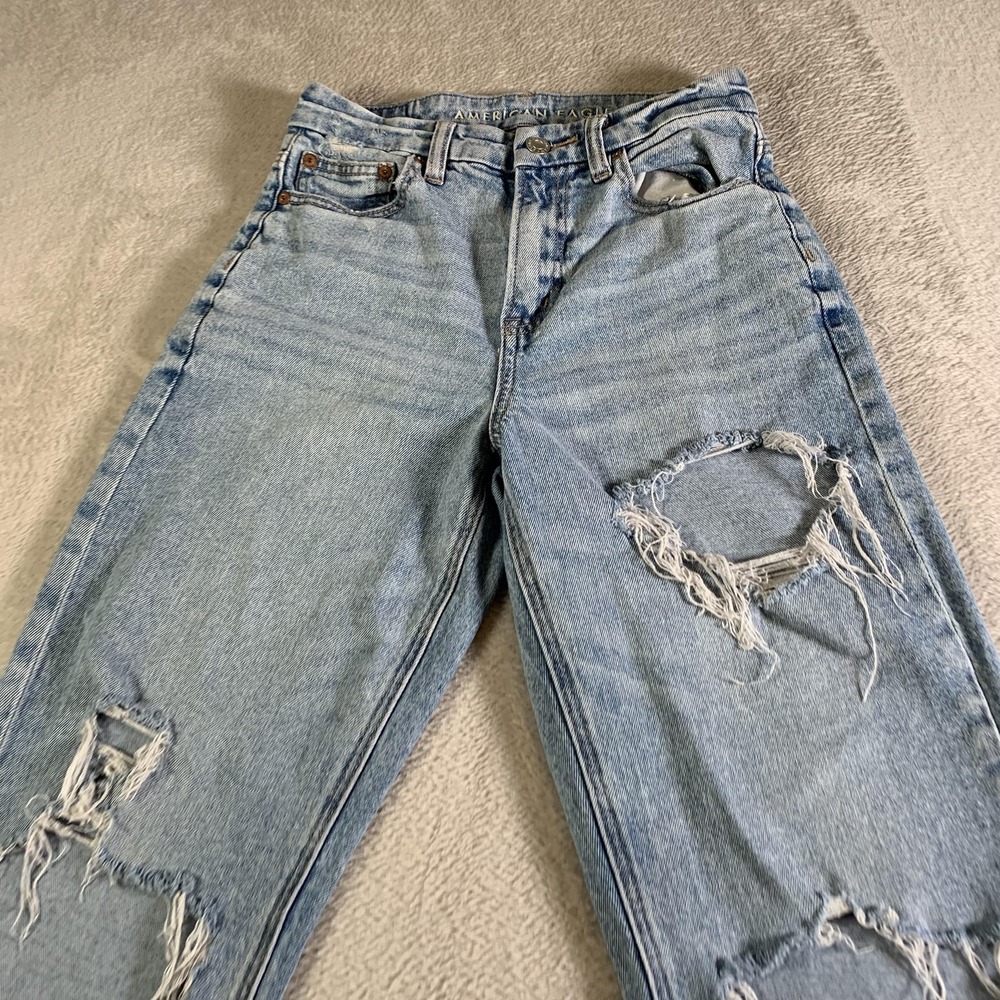 American Eagle Curvy 90s Straight Jeans Womens 0 Light Wash High Rise Distressed - Picture 2 of 15